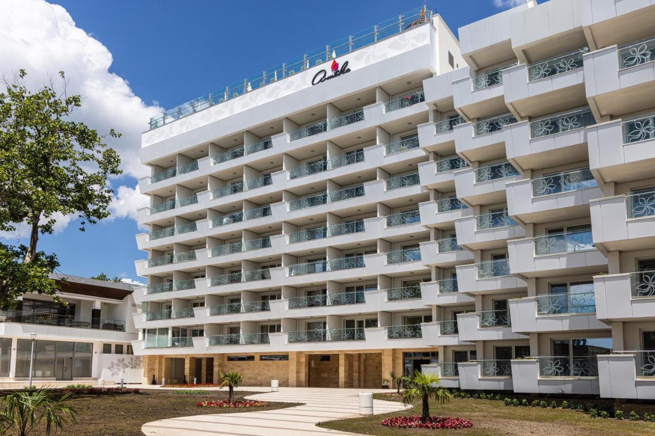 אלבנה Maritim Hotel Amelia מראה חיצוני תמונה