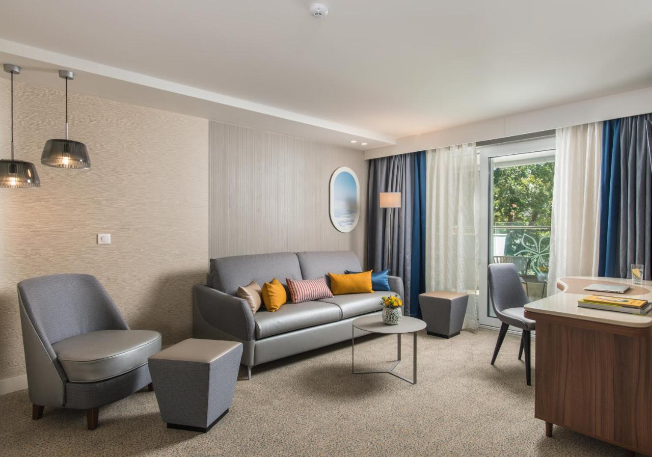 אלבנה Maritim Hotel Amelia מראה חיצוני תמונה